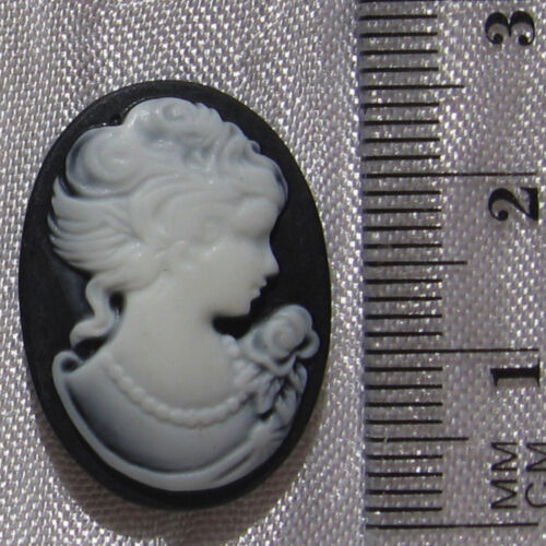 Camée cabochon oval à collier femme noir blanc relief 24x18mm pour bijoux *A80