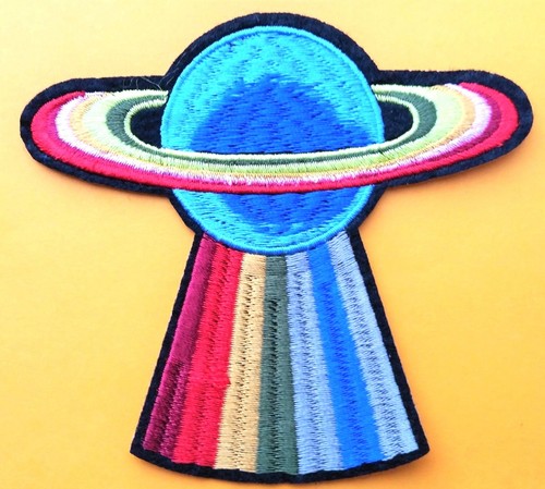 SATURNO Ufo Rapimento nello spazio Rainbow Patch Ferro ricamato sulla qualità 4/"