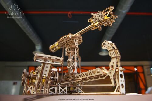 UGEARS Aviator 3d Puzzle Mechanischer Modellbausatz Flugzeug Holzpuzzle DIY 