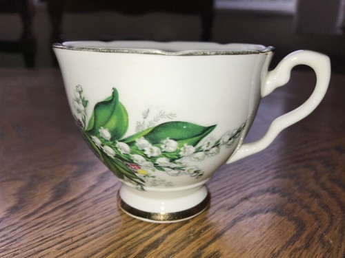 Lirio del Valle de taza de té China Vintage