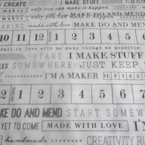 Maker je suis un fabricant par Art Gallery tissus 100/% coton quilting /& patchwork tissu