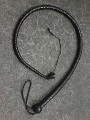 4 Feet Long 12 Plait Genuine Leather Signal whip and Flogger Snake Bullwhip