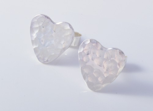 STERLING SILVER HAMMERED HEART EARRINGS