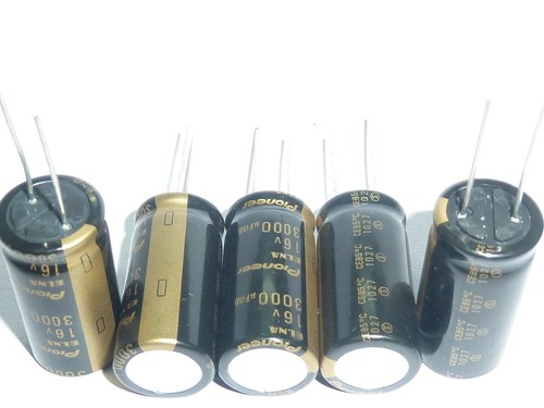 2pcs 16V 3000uF 16V ELNA For Pioneer 16x32mm HiFi Audio Capacitor JAPAN Black