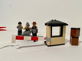 Lego 7620 Indiana Jones Motor Chase - Complete with instructions