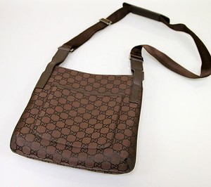 NEW Authentic GUCCI GG LOGO MESSENGER BAG SLING BAG Brown Nylon 293572 2094 | eBay