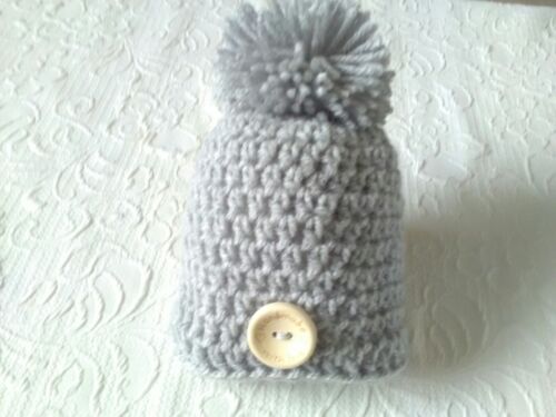 hand crochet newborn pompom hat