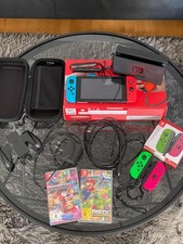 Nintendo Switch mit Mario Kart & Mario Party Superstars + 4 Controller