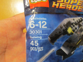 Lego 30301 DC COMICS SUPER HEROES BATWING (45 Pieces Polybag) NEW SERIES BATMAN