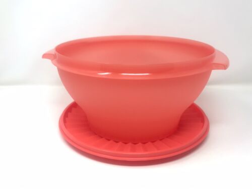 TUPPERWARE SERVALIER LARGE BOWL 17 CUPS CORAL COLOR NEW
