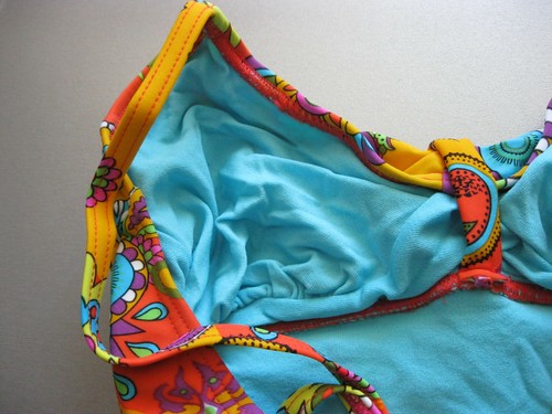 38,40 Cup B Komplett gefüttert -Neu Paisley Print BADEANZUG Gr HEINE