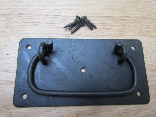 VINTAGE OLD LOCKING CHEST TRUNK COFFER BLANKET BOX LIFTING HANDLES 
