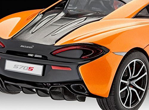 McLaren 570s Plastic Kit 1:24 Model 07051 REVELL