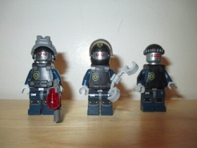 LEGO The LEGO Movie 70808 Super Cycle Chase - 100% Complete w/ Minifigs, Manuals