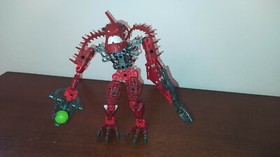 LEGO Bionicle 8901 Piraka HAKANN - Full Figure with ONE Ball