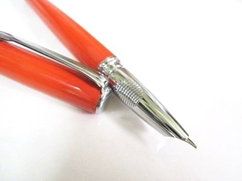OG136 A Simple bright coral color body Fountain Pen 