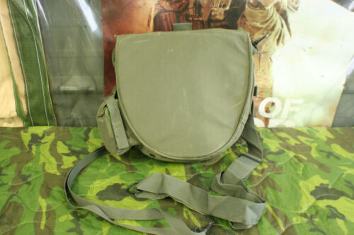 AMMO OLIVE DRAB HEAVY DUTY UTILITY POUCH W STRAPS VERY VERSTILIE 1ST AID