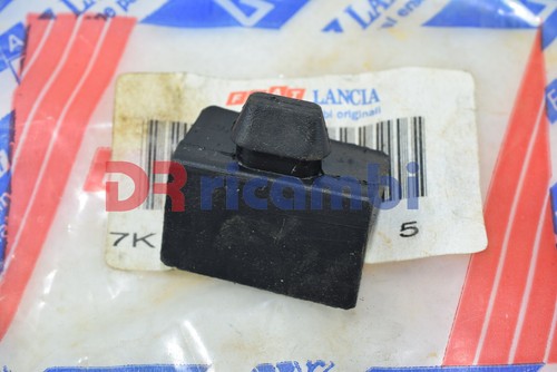TASSELLO SUPPORTO MENSOLA BAGAGLIAIO FIAT PUNTO UNO LANCIA Y FIAT 7638661