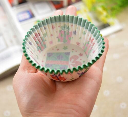 100Pcs Christmas Paper Cake Cups Liners Baking Cupcake Cases Muffin Wrapper
