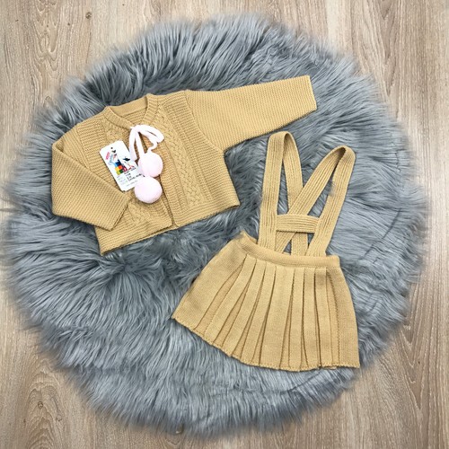Filles H Bar Pom Pom Set Espagnol Costume Espagnol Tricot Set Camel /& rose