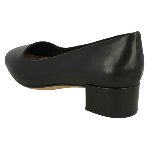 Damas Clarks orabella Alice Negro Cuero Tacón Bajo Tribunal Zapatos E Ajuste