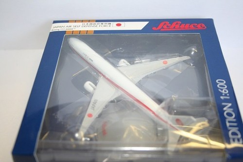 Neu Schuco Aviation 3551693-1//600 Boeing 777-300 Japan Air Force 1