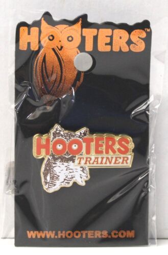 CHOOSE ONE HOOTERS RESTAURANT GIRL WAITRESS STAFF TRAINER LAPEL PIN 