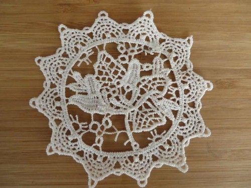11cm off white 4 pieces of vintage style guipure lace doily applique motif