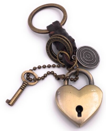 Herz Liebe Schlüssel zum Herzen Schlüsselanhänger Anhänger aus Metall Bronze