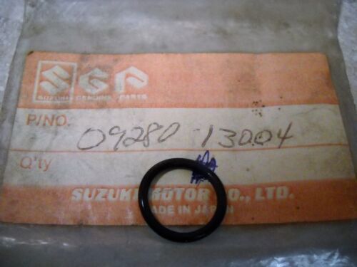 Suzuki 15721-21H00 O RING Genuine NEU NOS xs4386