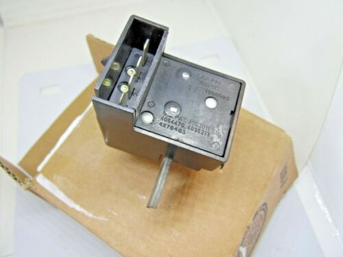 EOVB-19A328-A2B FORD  8089  MERCURY LINCOLN  REAR DEFROST SWITCH NEW NOS 