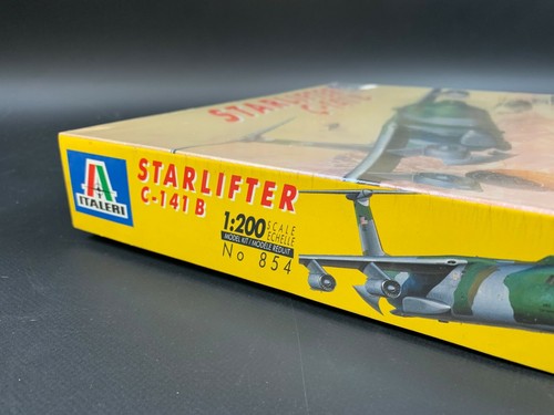 Italeri Starlifter C-141B Plastik Flugzeug Modellbausatz 1:200 No 854 12AB1