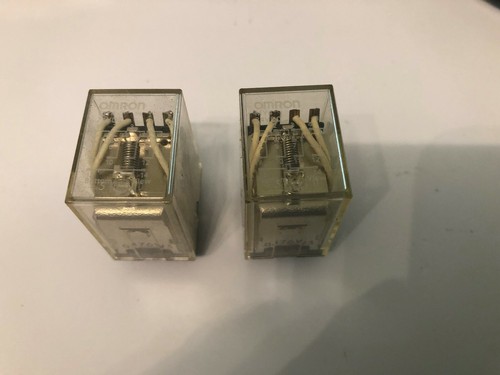 MY4 24V DC OMRON 14PIN 4 POLE C//0 CONTACTS PLUG IN RELAY 2 off relays