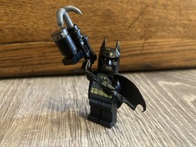 LEGO Batman & Super Angry Kitty Attack (70817) - 100% of sale to charity!