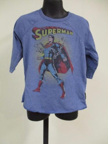 New-minor-flaw Superman Youth size 6-8 T-Shirt by Trunk 