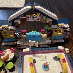 LEGO FRIENDS: Snow Resort Ice Rink (41322) Incomplete