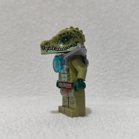 LEGO LEGENDS OF CHIMA Minifigure Crawley  Flat Silver Armor  From 11904