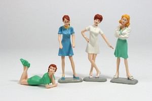 1:24 scale 60's Sweeties Figures 4 Pre Painted Lady figures | eBay