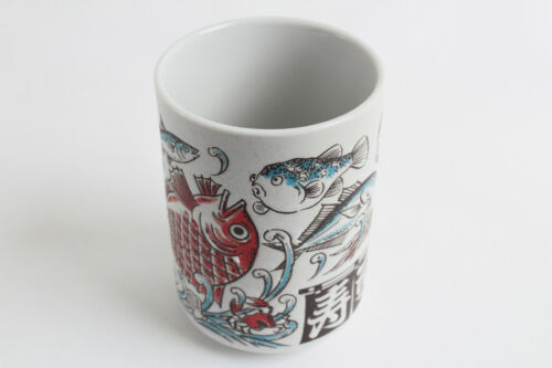 Mino ware Japanese Sushi Yunomi Chawan Tea Cup Red Sea Bream & Several Fishes 