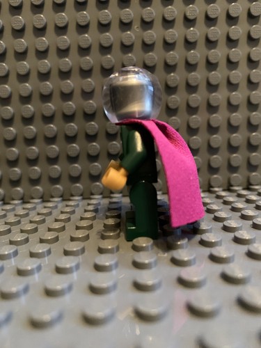 Magenta Cape LEGO Mysterio Minifigure Brand New SH580 76128 76129 76130