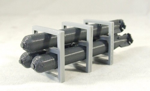 3 x U-boot Torpedo je 85 mm in Transportgestell für Bahntransport 1:87