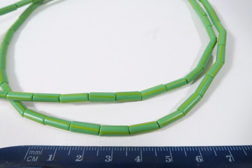 alte kleine böhmische Glasperlen grün 4mm AF54 Green Old Bohemian Trade beads