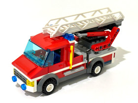 Retired ©2013 LEGO 60003 Town City Fire Emergency 100% Complete + Extras + Box