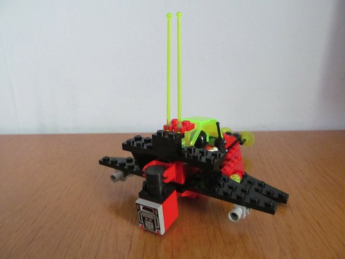 6877 LEGO Space Vector Detector
