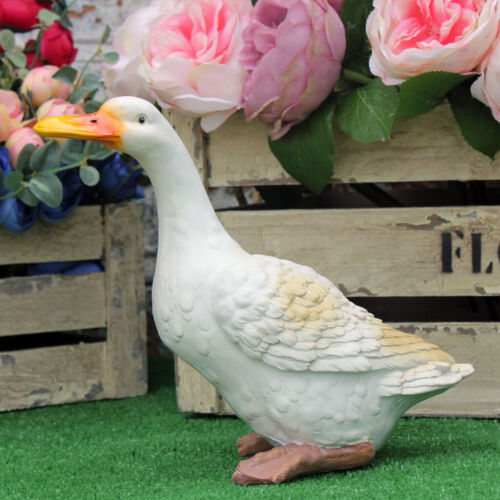 White Upright Duck Ornament Lawn Patio Garden Sculpture Resin Patio Décor Home 