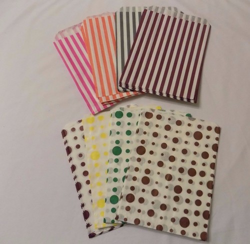 Candy Sweet Paper Party Gift Bags Wedding Birthday Spot or Stripe 7/"x 9/"