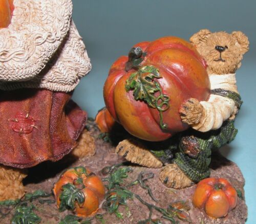 Boyds Bears resin "Jim autumn pumpkins 2004 & Nicole" # 228438 NIB Jody 