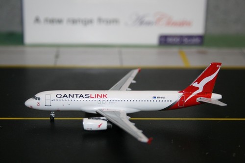 Aeroclassics 1:400 Qantaslink Airbus A320-200 VH-VQS Qantas Die-Cast Model Plane