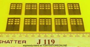 j119 jouef made ho spares 10x double door//window frames 27mmx22mm unglazed green