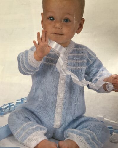 Jumpsuit Knitting Pattern Baby/'s DK Baby-grow Cb88 16-20/" chest